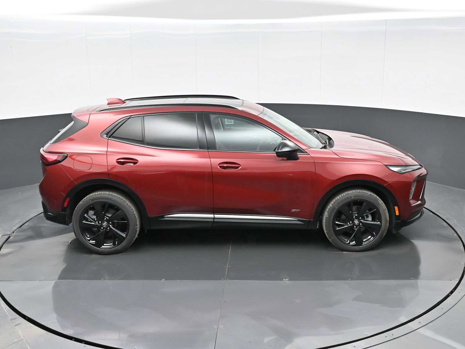 Used 2024 Buick Envision Sport Touring image 28