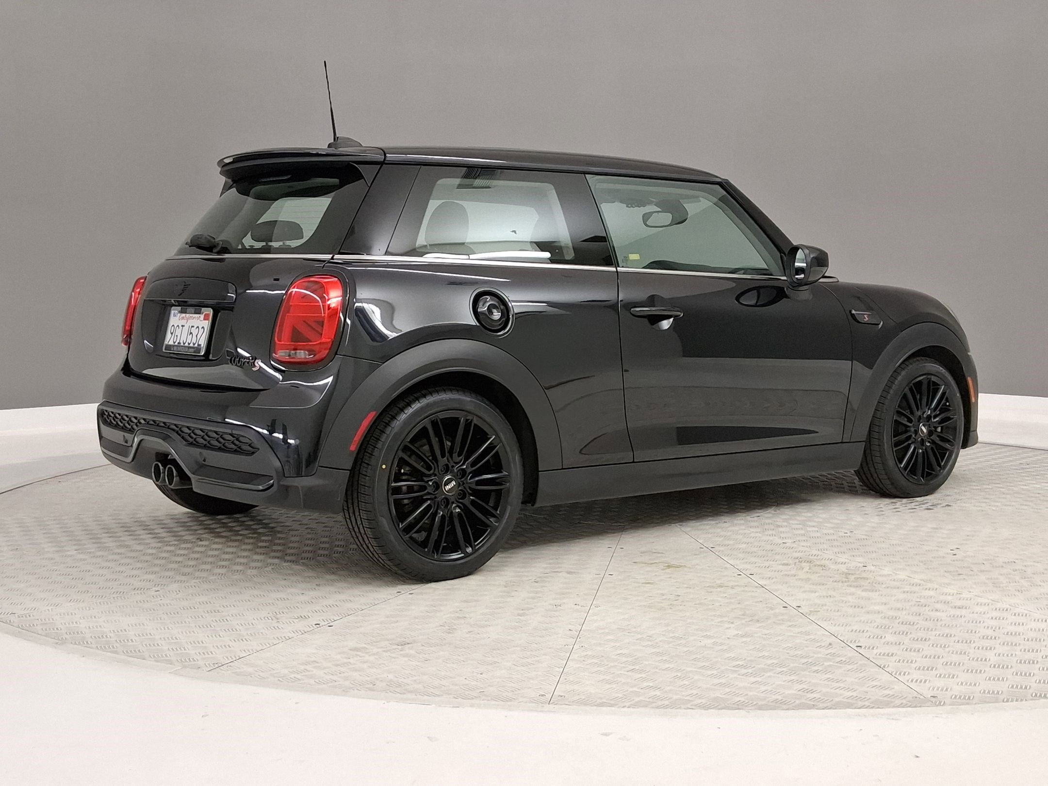 Certified 2024 MINI Cooper S image 7