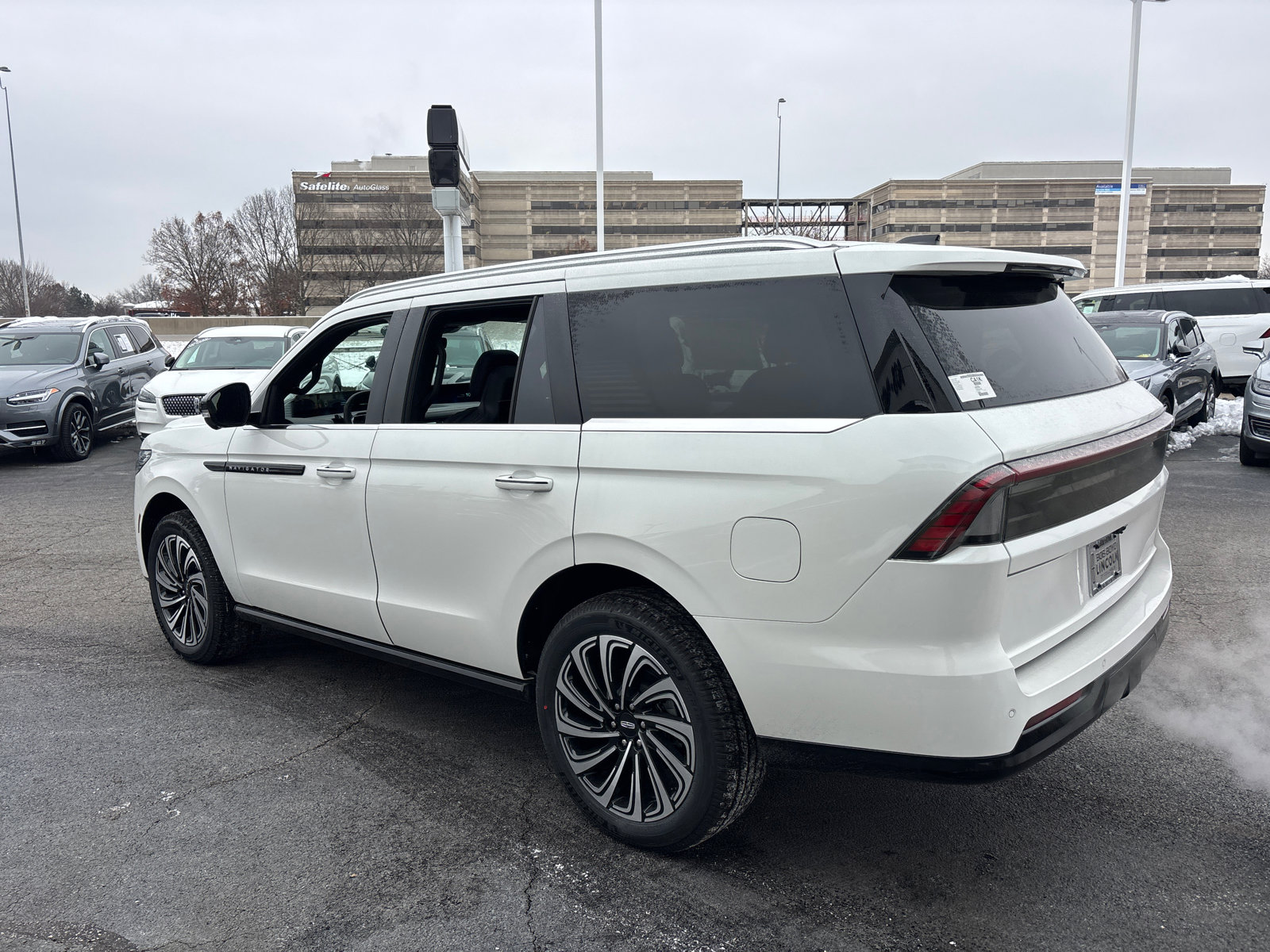 New 2025 Lincoln Navigator Black Label image 5