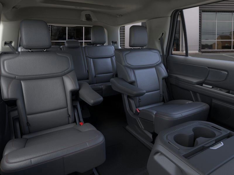 New 2026 Ford Expedition Active image 11