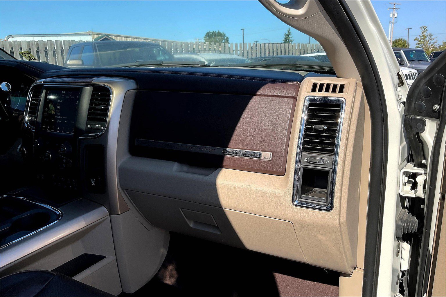 Used 2018 RAM 3500 Laramie Longhorn w/ Max Tow Package image 16
