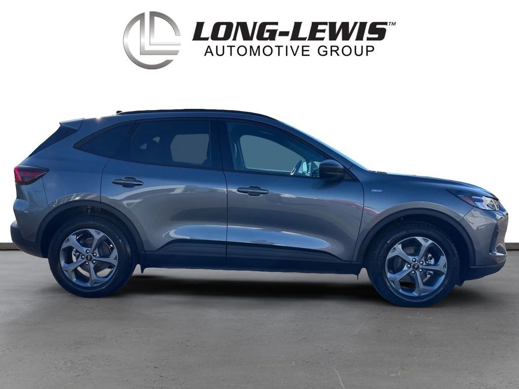 Used 2025 Ford Escape ST-Line w/ Equipment Group 301A image 8