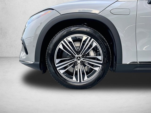 New 2027 Mercedes-Benz EQS 400 4MATIC SUV image 13