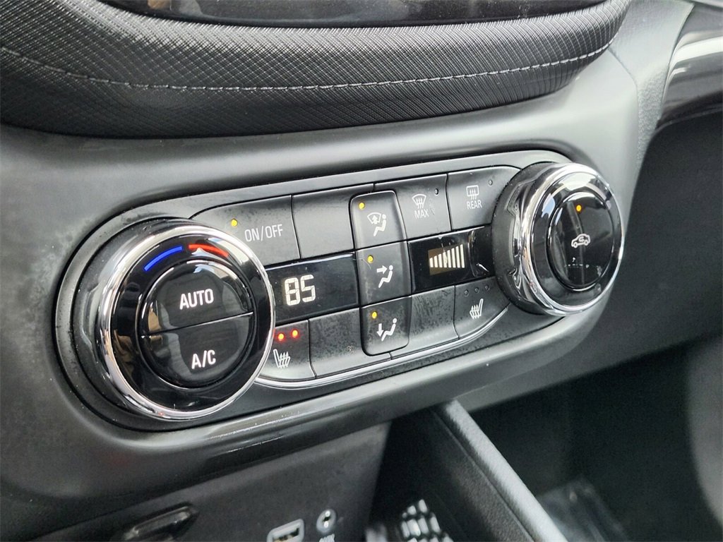 Used 2023 Chevrolet TrailBlazer LT w/ Convenience Package image 20