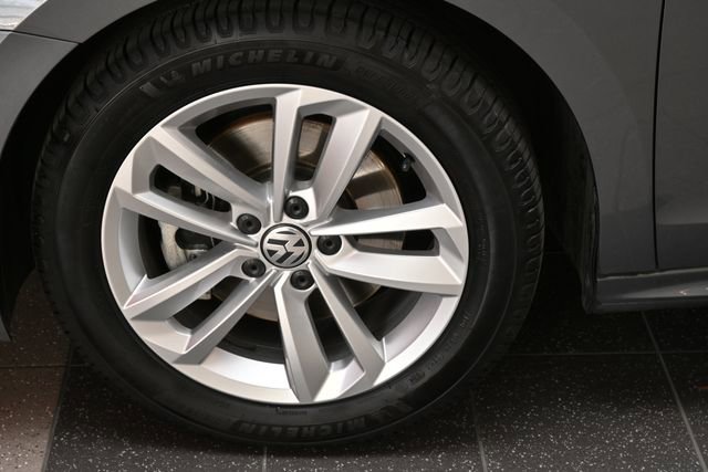 Used 2020 Volkswagen Passat 2.0T S image 18