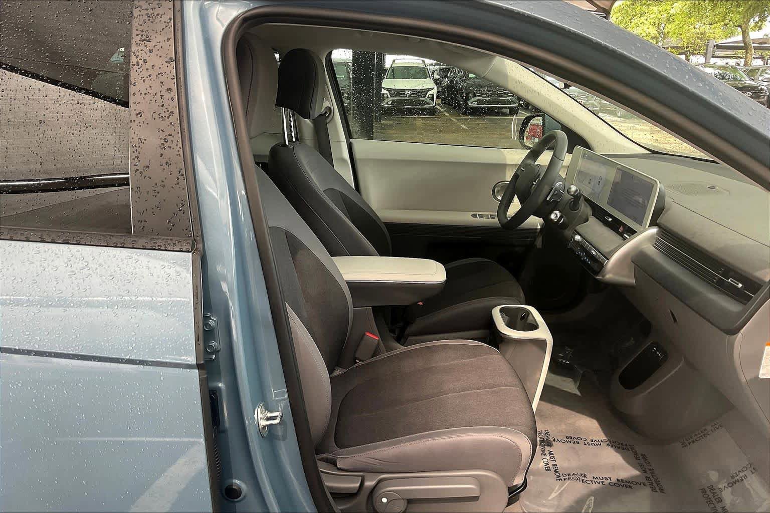 Certified 2024 Hyundai Ioniq 5 SEL RWD image 8
