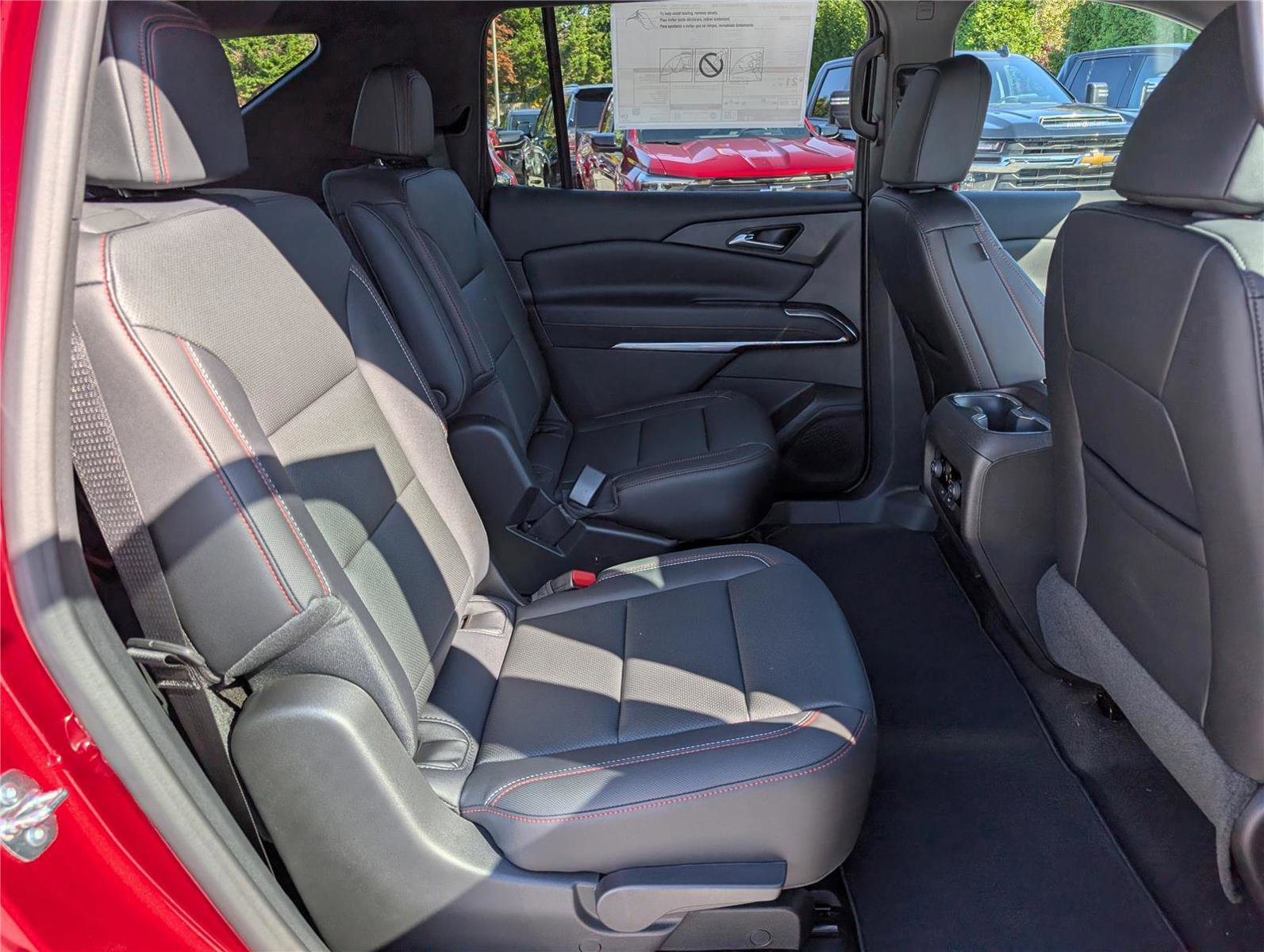 New 2026 Chevrolet Traverse Z71 image 9