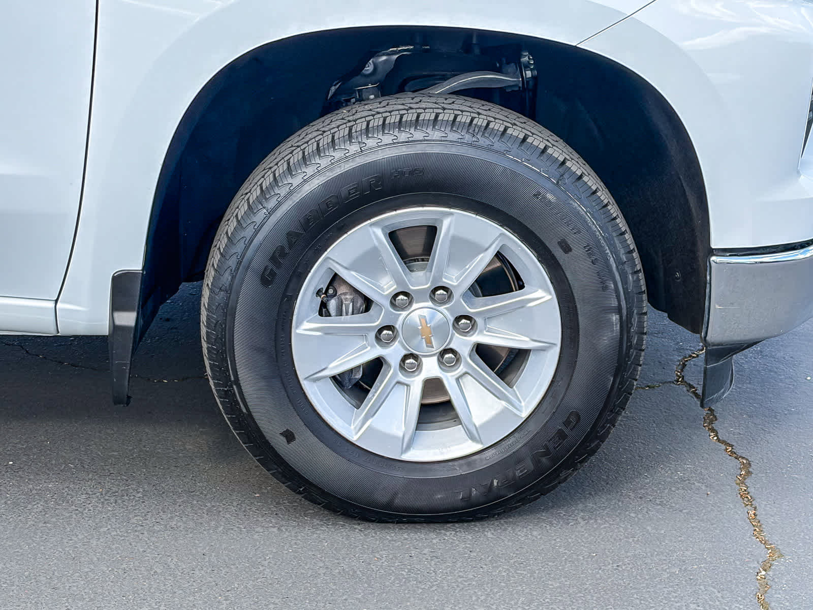 Used 2025 Chevrolet Silverado 1500 LT image 9