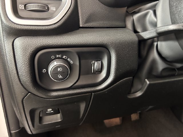 Used 2023 RAM 1500 Lone Star AWD/4WD image 18