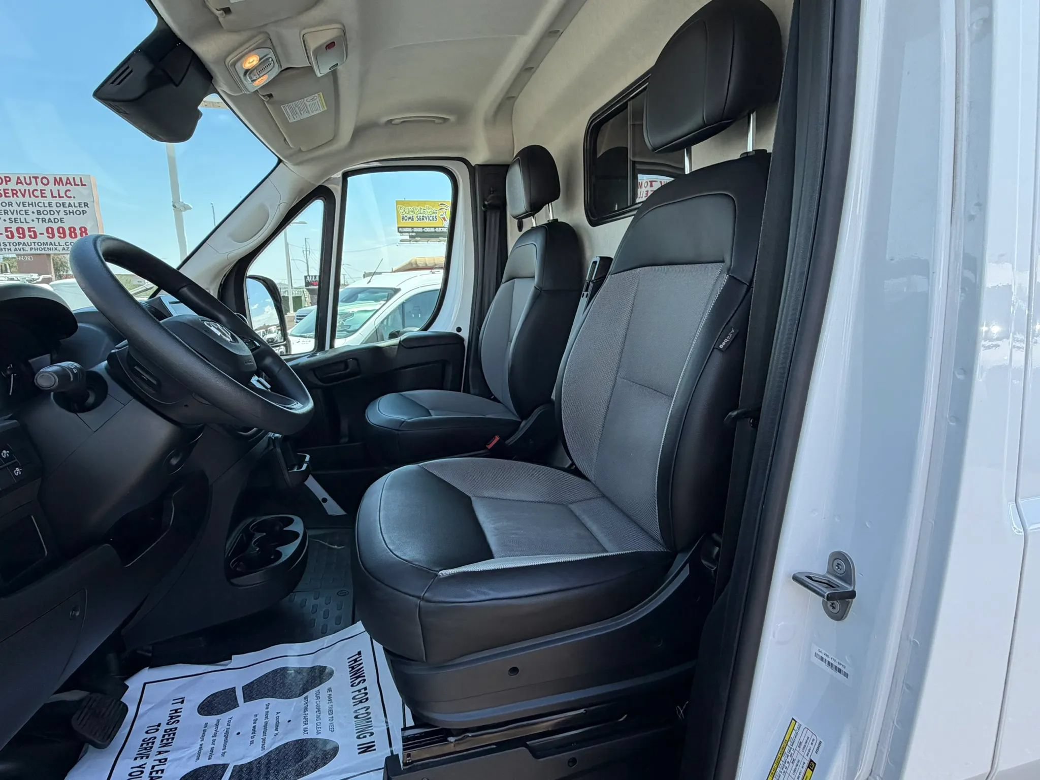 Used 2025 RAM ProMaster 2500 w/ Convenience Group FWD image 14