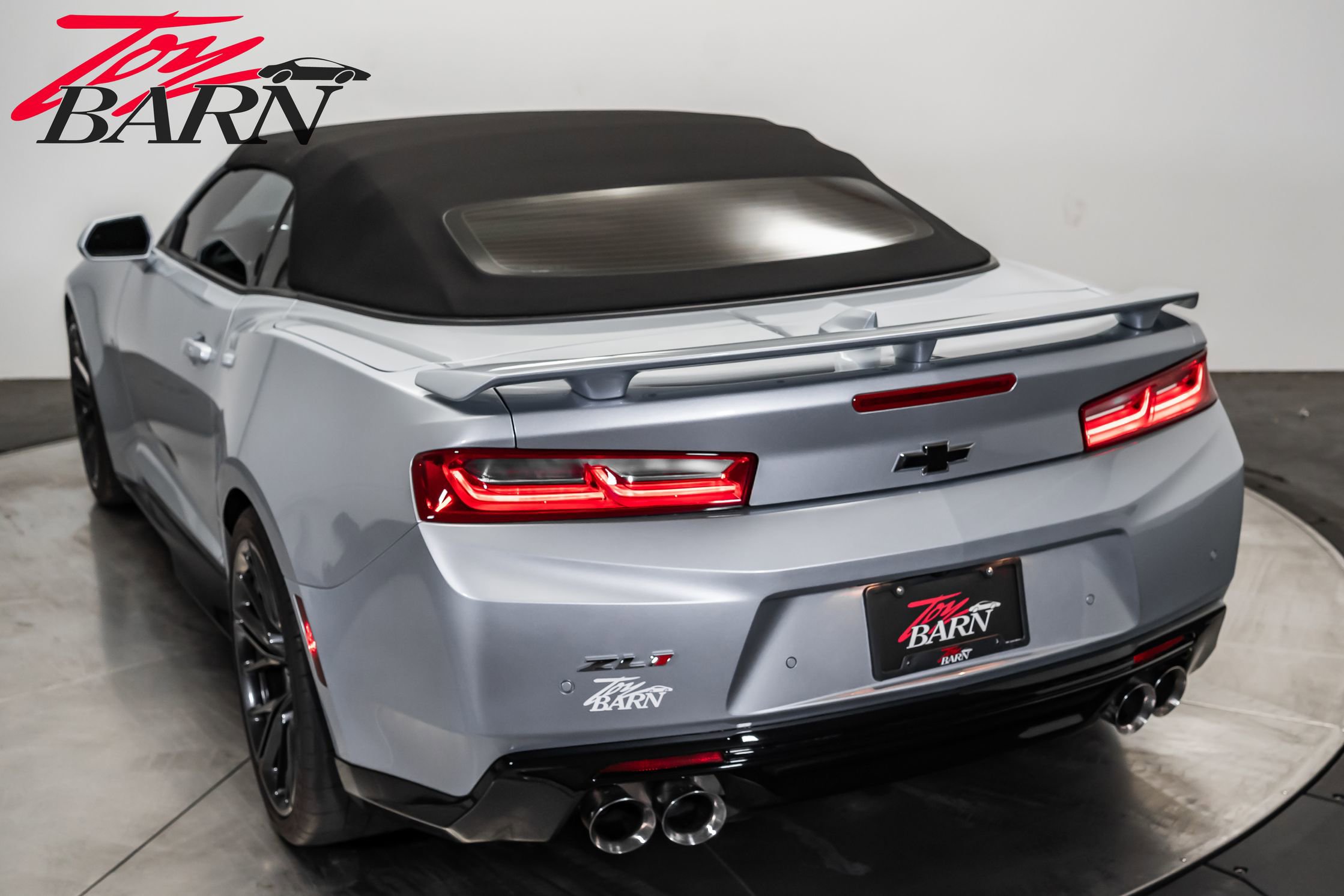 Used 2018 Chevrolet Camaro ZL1 image 21