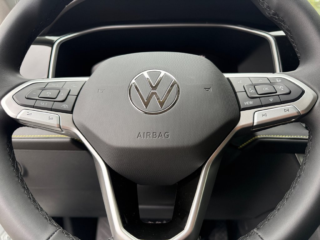 New 2027 Volkswagen Taos Sport AWD/4WD image 18