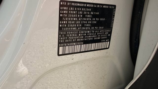 Used 2024 Volkswagen Tiguan Wolfsburg Edition image 27