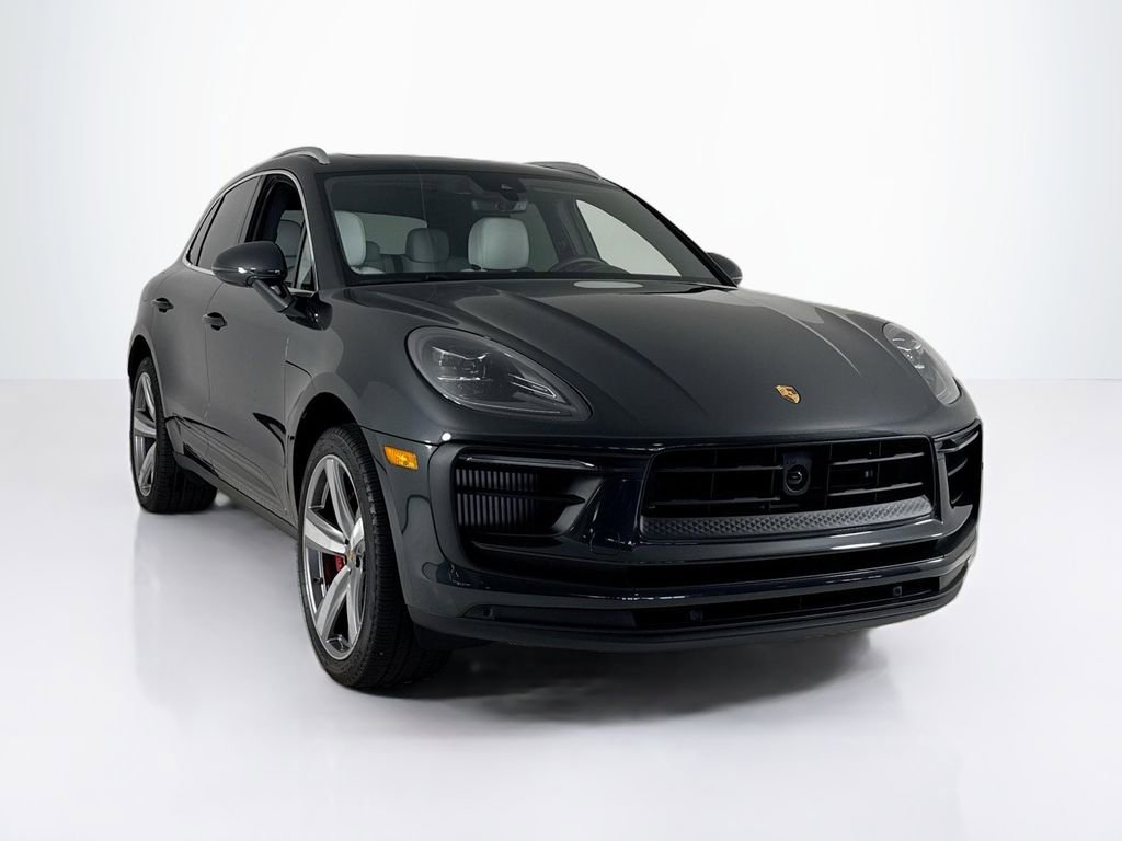 Used 2025 Porsche Macan S image 7