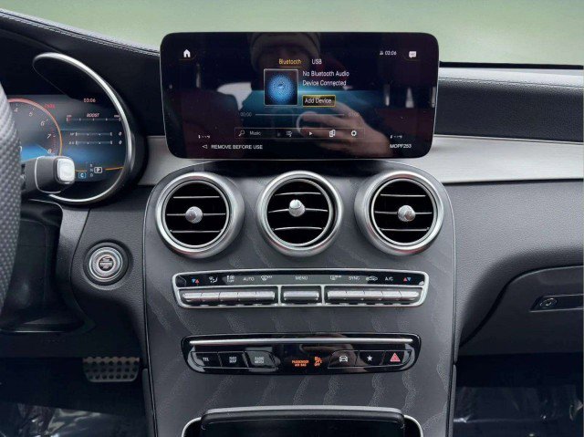 Certified 2022 Mercedes-Benz GLC 43 AMG 4MATIC image 13