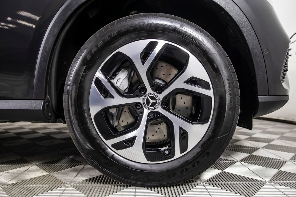 Used 2026 Mercedes-Benz GLC 350e 4MATIC image 39