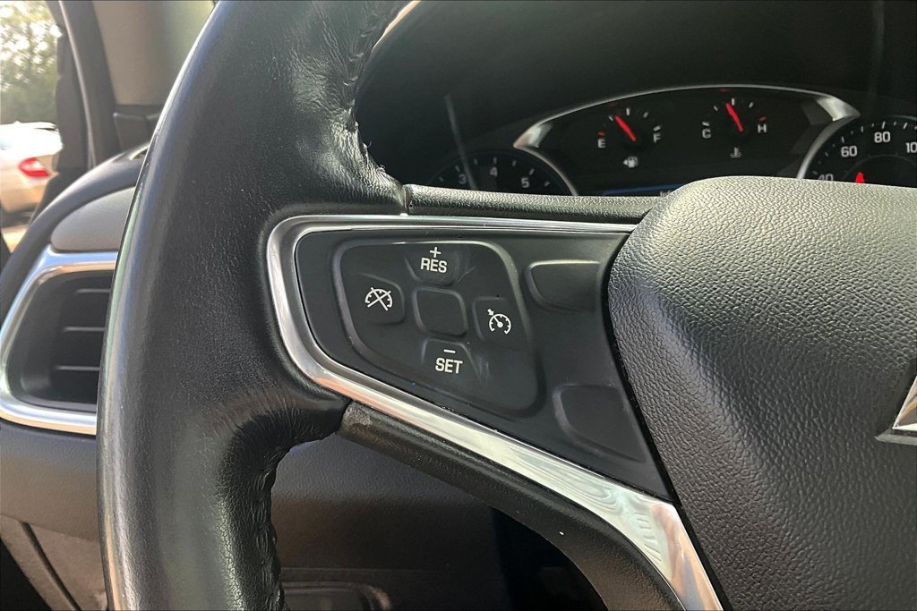 Used 2019 Chevrolet Equinox LT FWD image 11