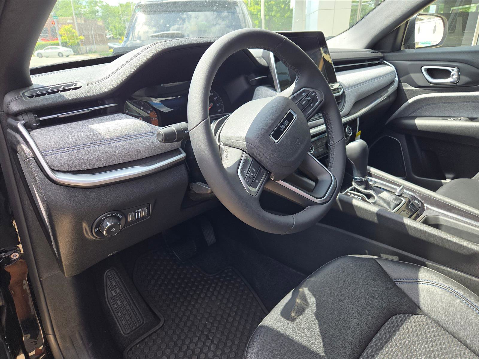 New 2025 Jeep Compass Latitude w/ Convenience Group image 19