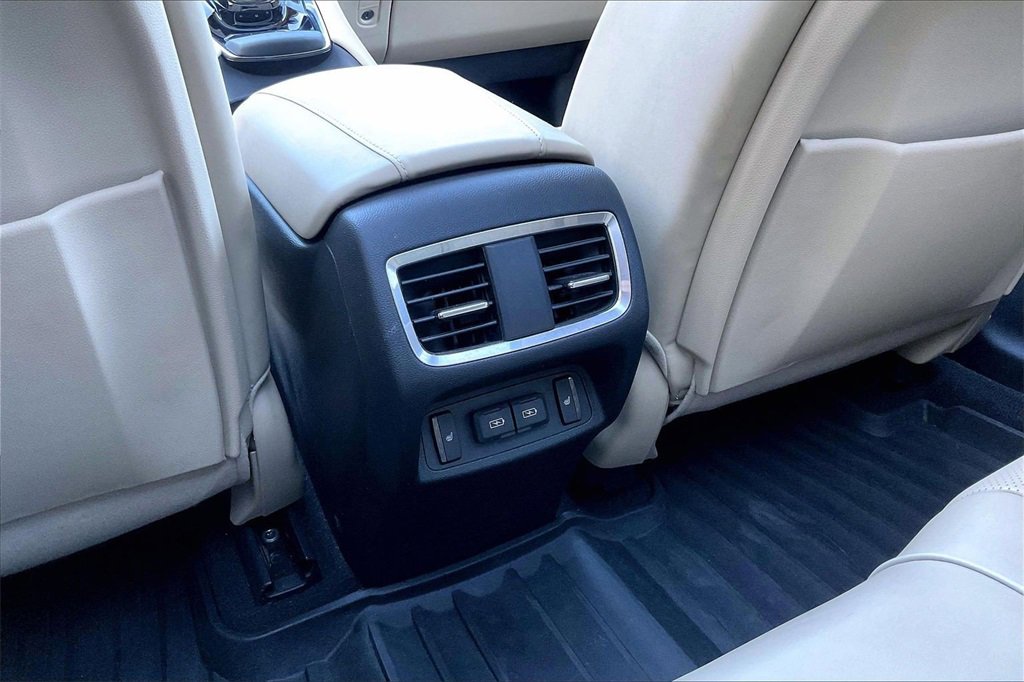 Used 2019 Acura RDX AWD w/ Advance Package image 34
