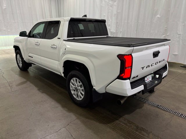 Certified 2025 Toyota Tacoma SR5 AWD/4WD image 6