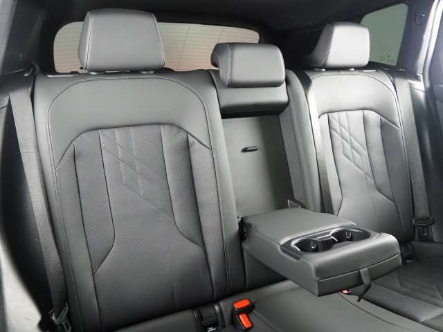 Used 2025 BMW X3 xDrive30 AWD/4WD image 17