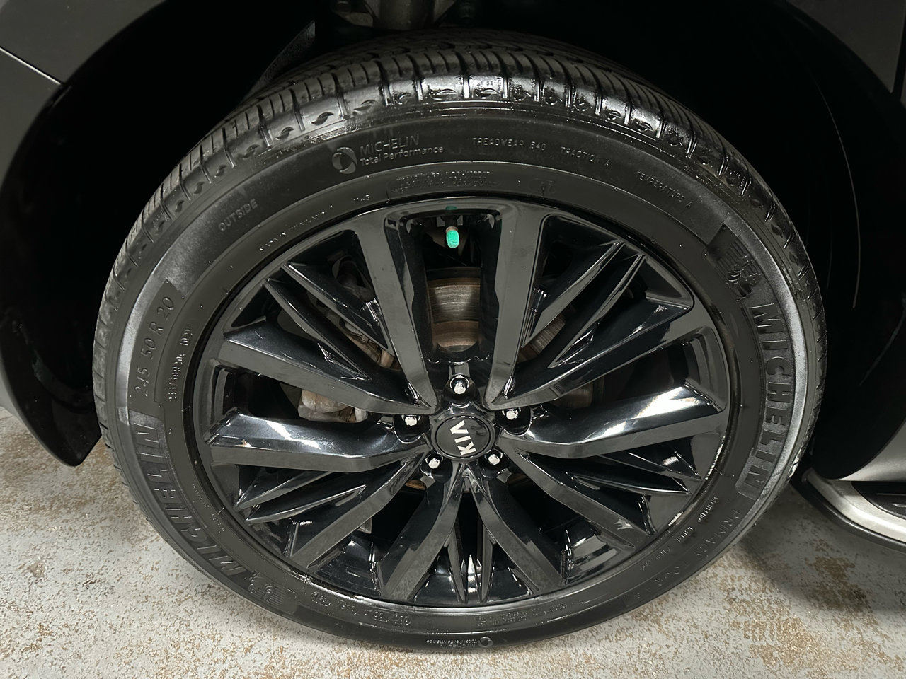 Used 2020 Kia Telluride SX w/ SX Prestige Package image 26