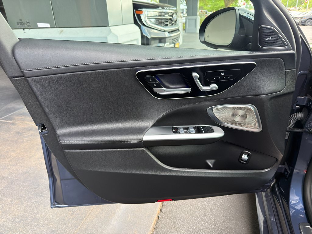 Used 2024 Mercedes-Benz C 300 4MATIC Sedan image 18