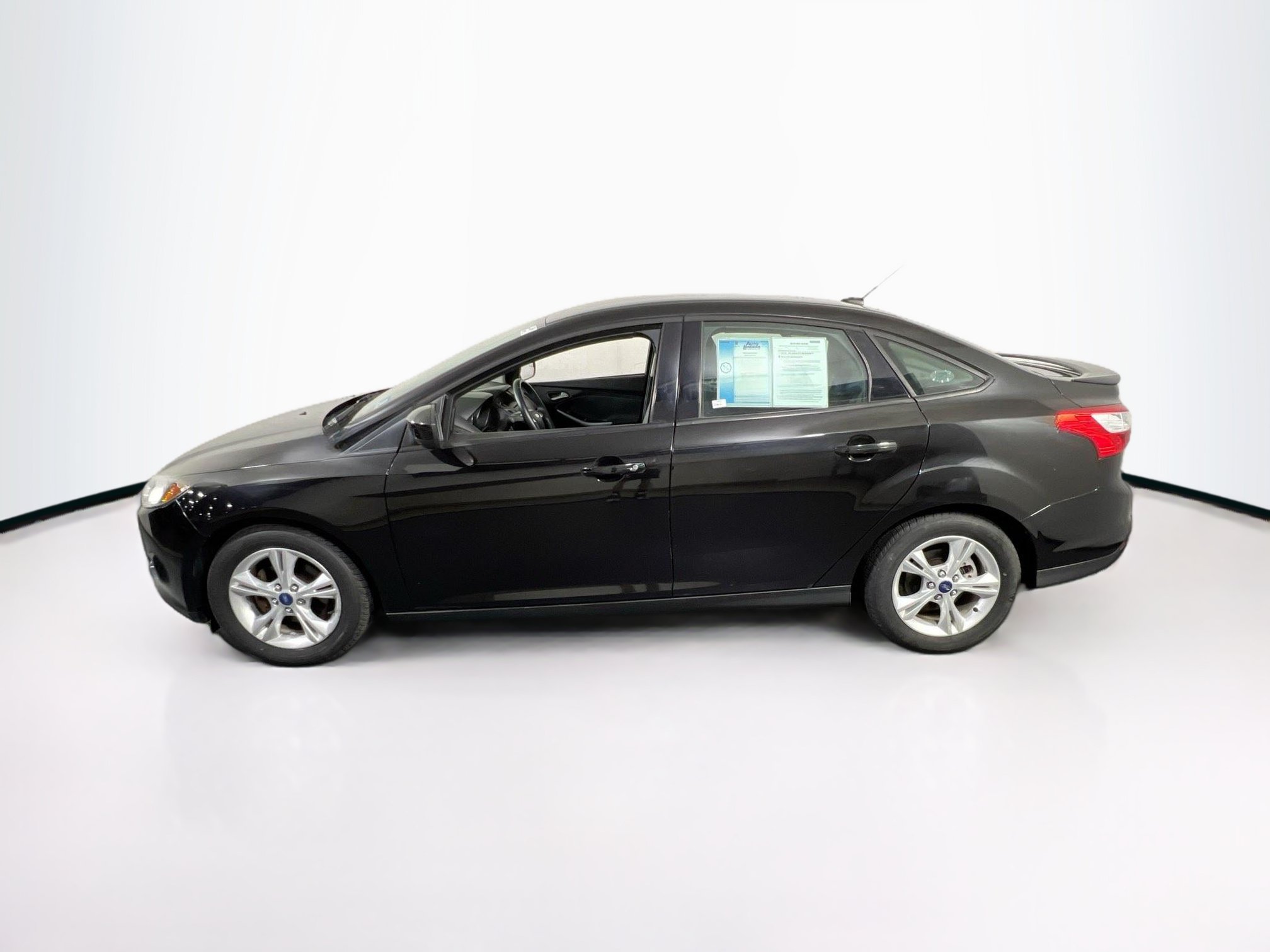 Used 2012 Ford Focus SE FWD image 8