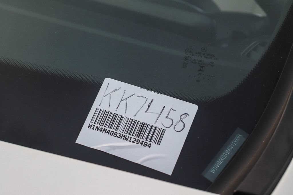 Used 2021 Mercedes-Benz GLB 250 image 31