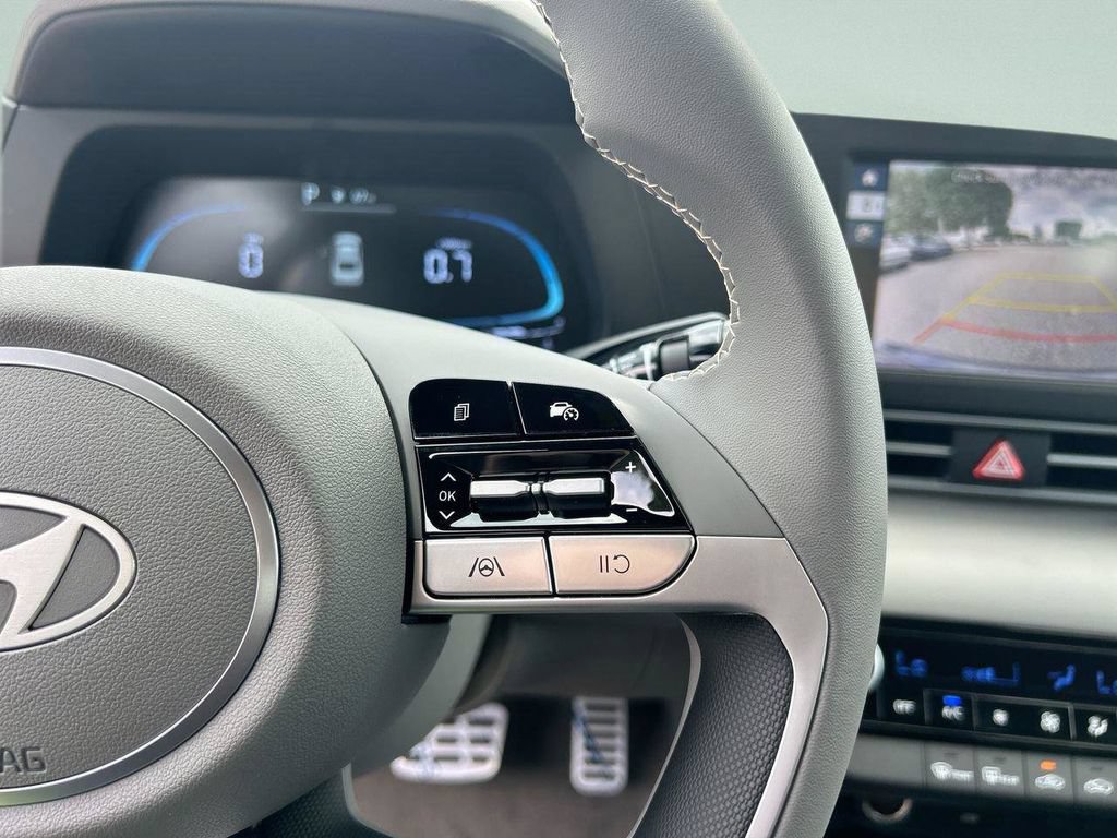 New 2026 Hyundai Elantra Sport FWD image 28