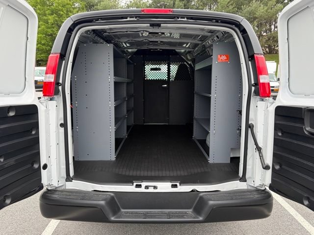 New 2026 Chevrolet Express 2500 w/ Driver Convenience Package RWD image 5