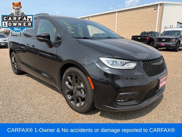 Used 2025 Chrysler Pacifica Limited