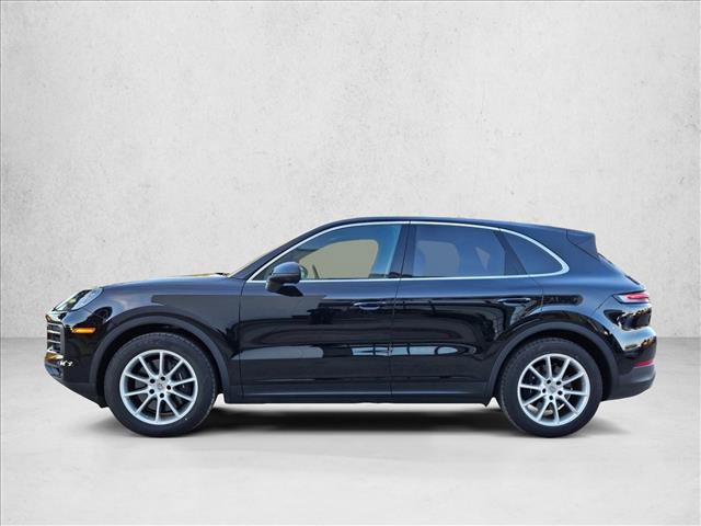 Used 2024 Porsche Cayenne image 9