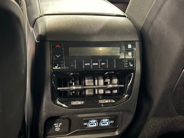 Used 2021 Jeep Grand Cherokee L Limited w/ Luxury Tech Group II image 38