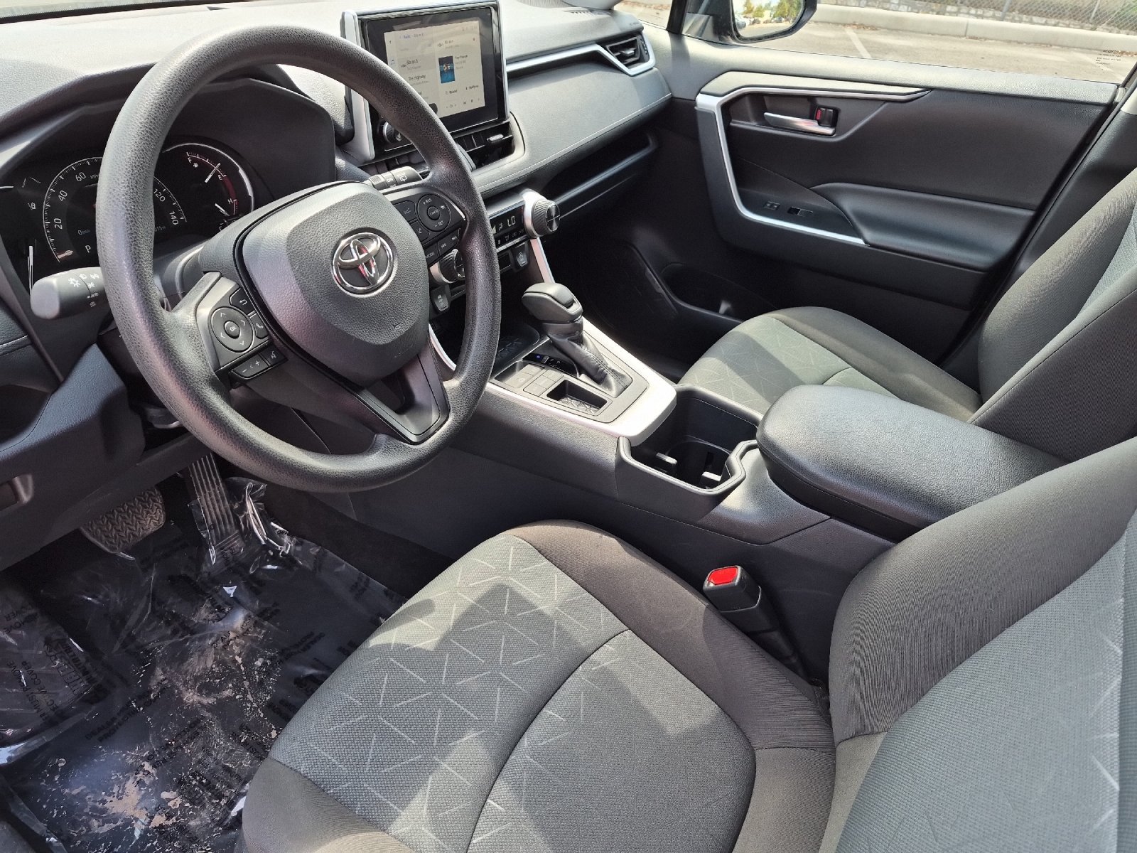 Certified 2025 Toyota RAV4 XLE FWD image 9