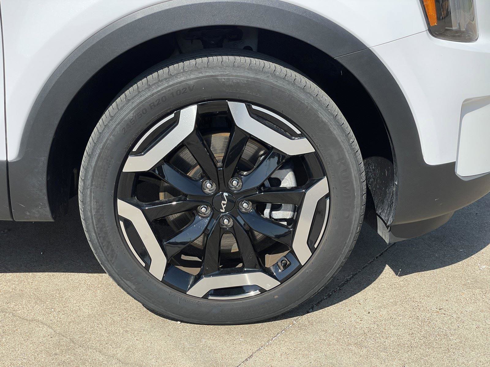 Used 2025 Kia Telluride S FWD image 53