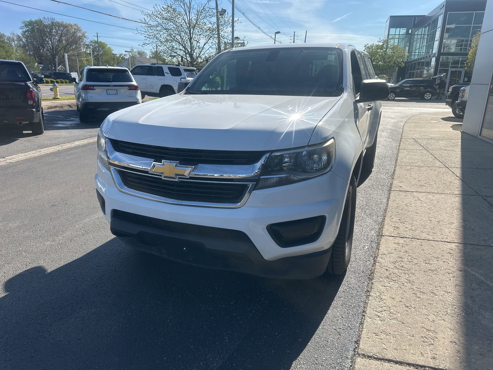 Used 2018 Chevrolet Colorado W/T AWD/4WD image 8