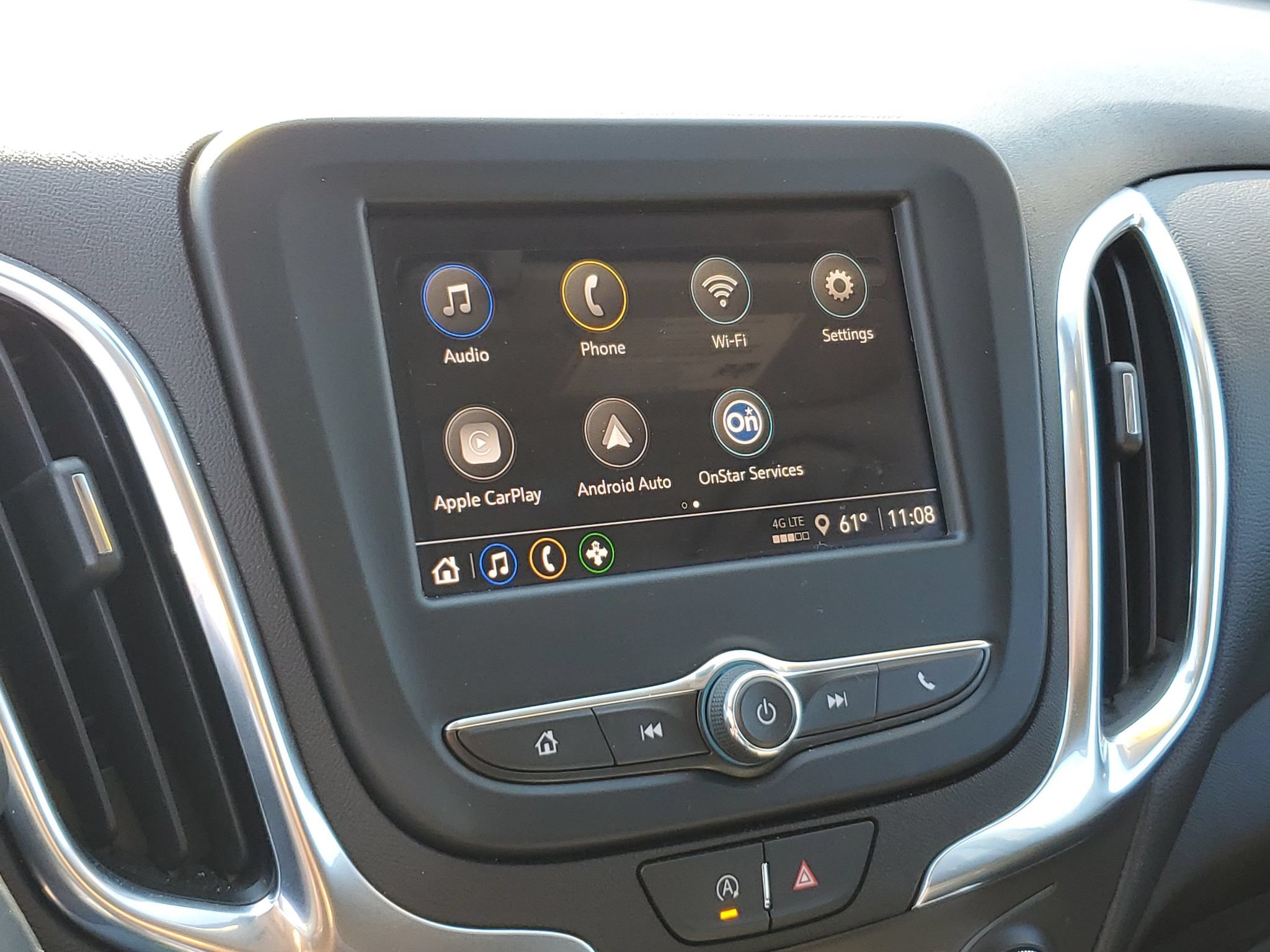 Used 2024 Chevrolet Equinox LT FWD image 22