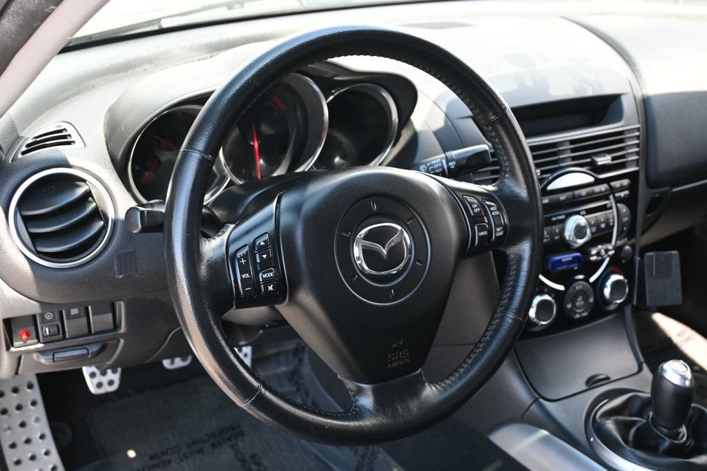 Used 2006 MAZDA RX-8 w/ Grand Touring Pkg RWD image 9