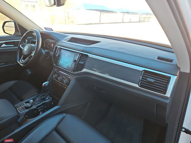 Used 2023 Volkswagen Atlas SEL R-Line image 25