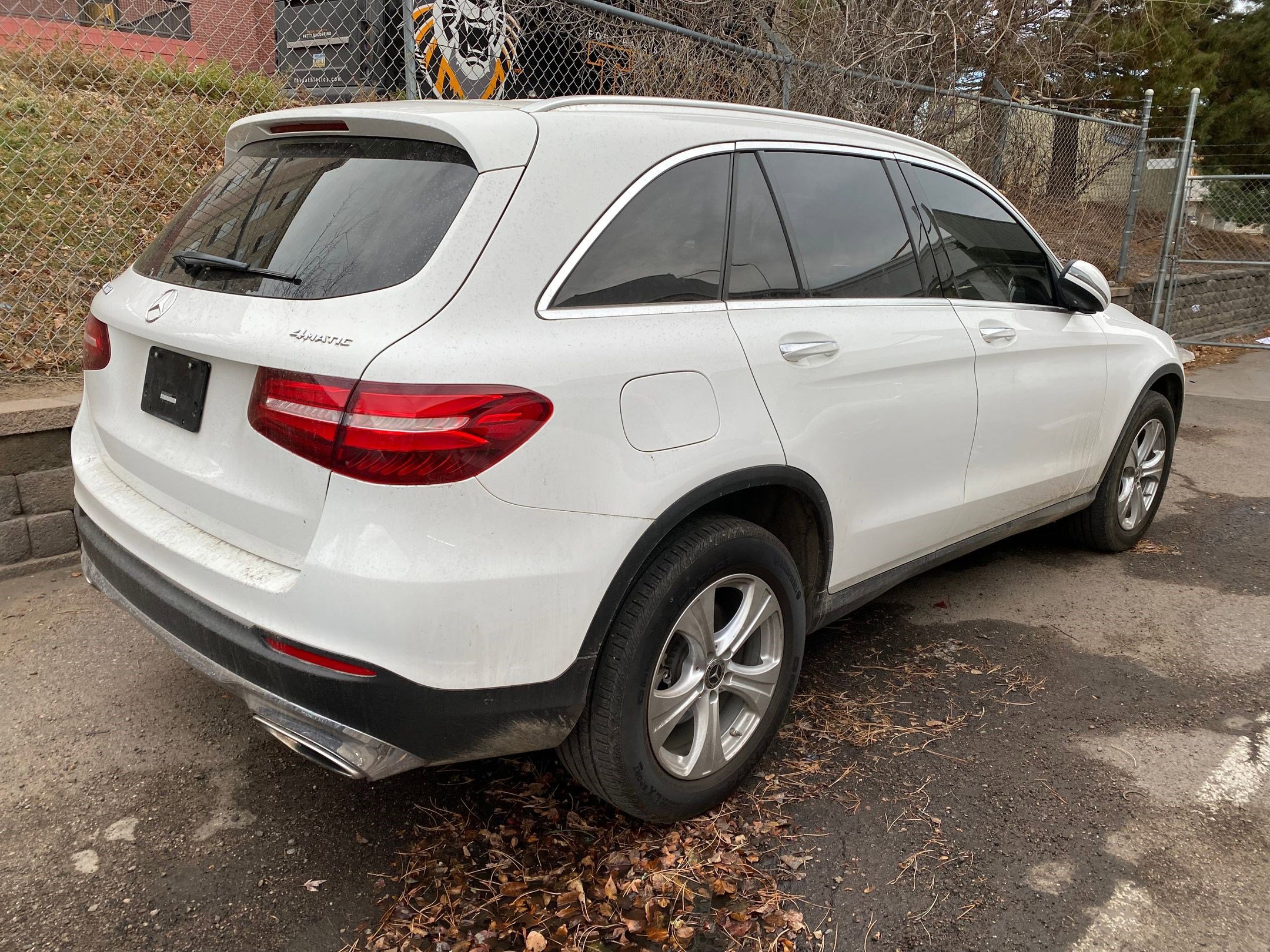 Used 2017 Mercedes-Benz GLC 300 4MATIC image 5