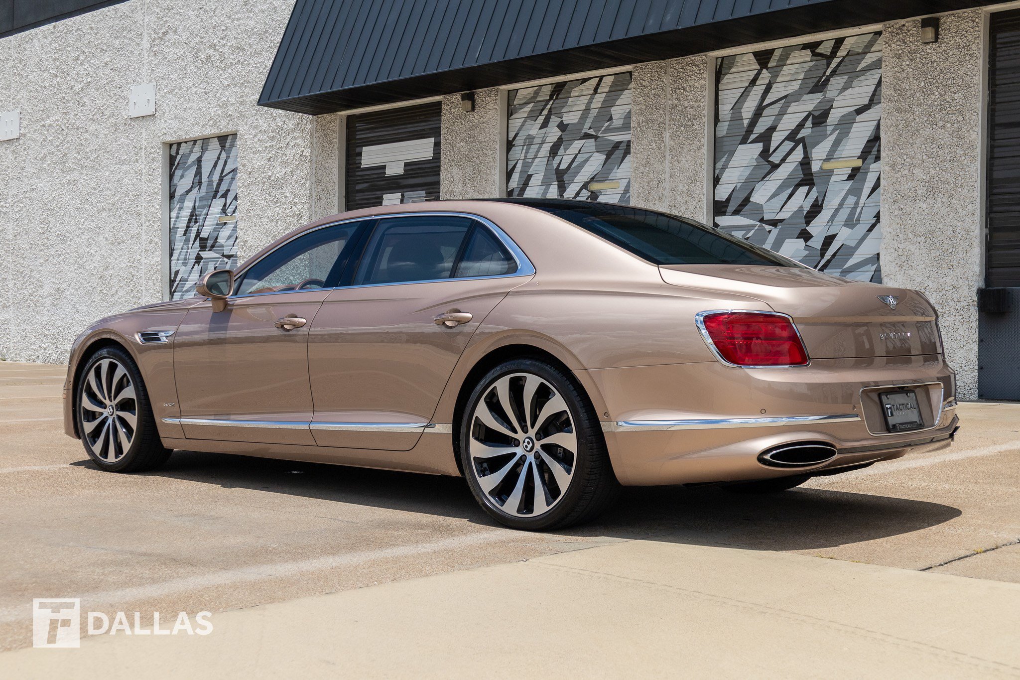 Used 2022 Bentley Flying Spur W12 AWD/4WD image 10