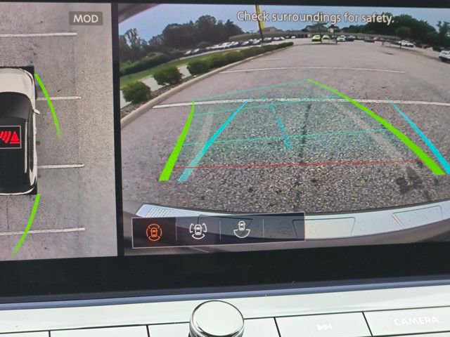 New 2025 Nissan Rogue SL w/ Tech Package image 7