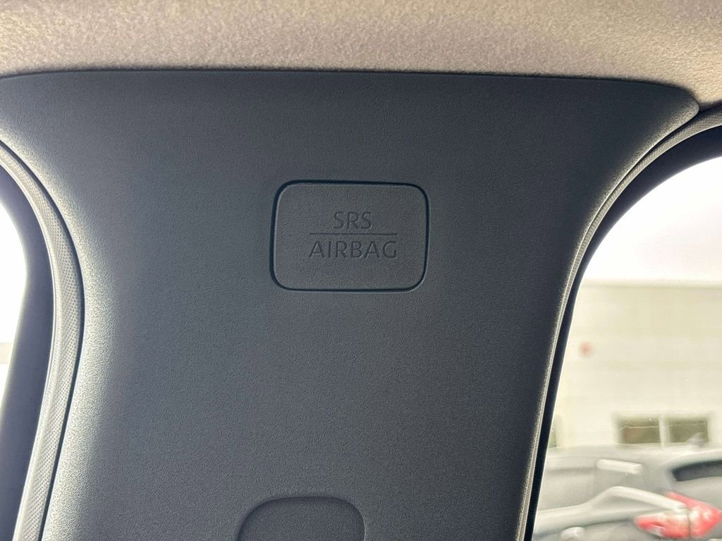 Used 2026 Nissan Kicks SV w/ SV Premium Package image 28