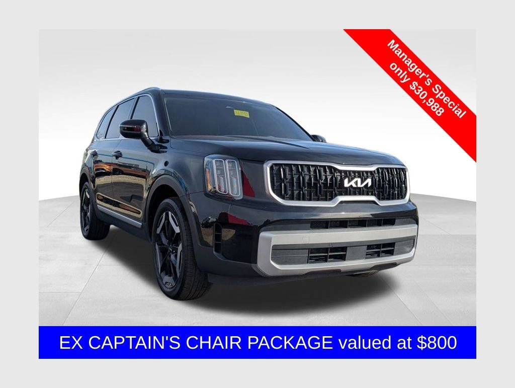 Used 2023 Kia Telluride EX w/ EX Captain's Chair Package image 1