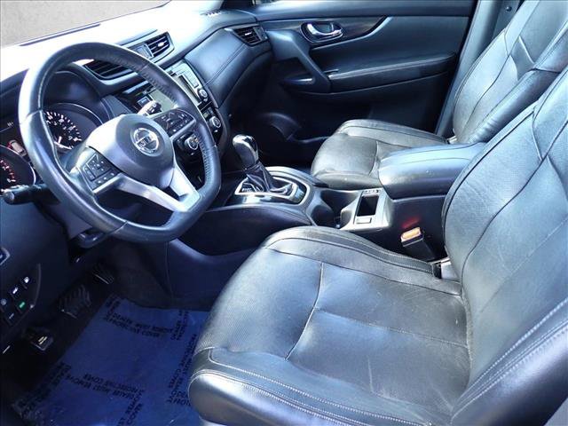 Used 2018 Nissan Rogue SL w/ Premium Package FWD image 12