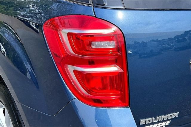 Used 2017 Chevrolet Equinox LT w/ Convenience Package FWD image 30