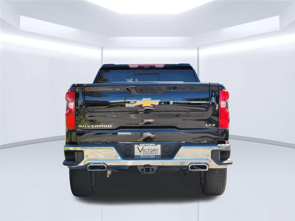 Used 2025 Chevrolet Silverado 1500 LTZ w/ LTZ Premium Package AWD/4WD image 5