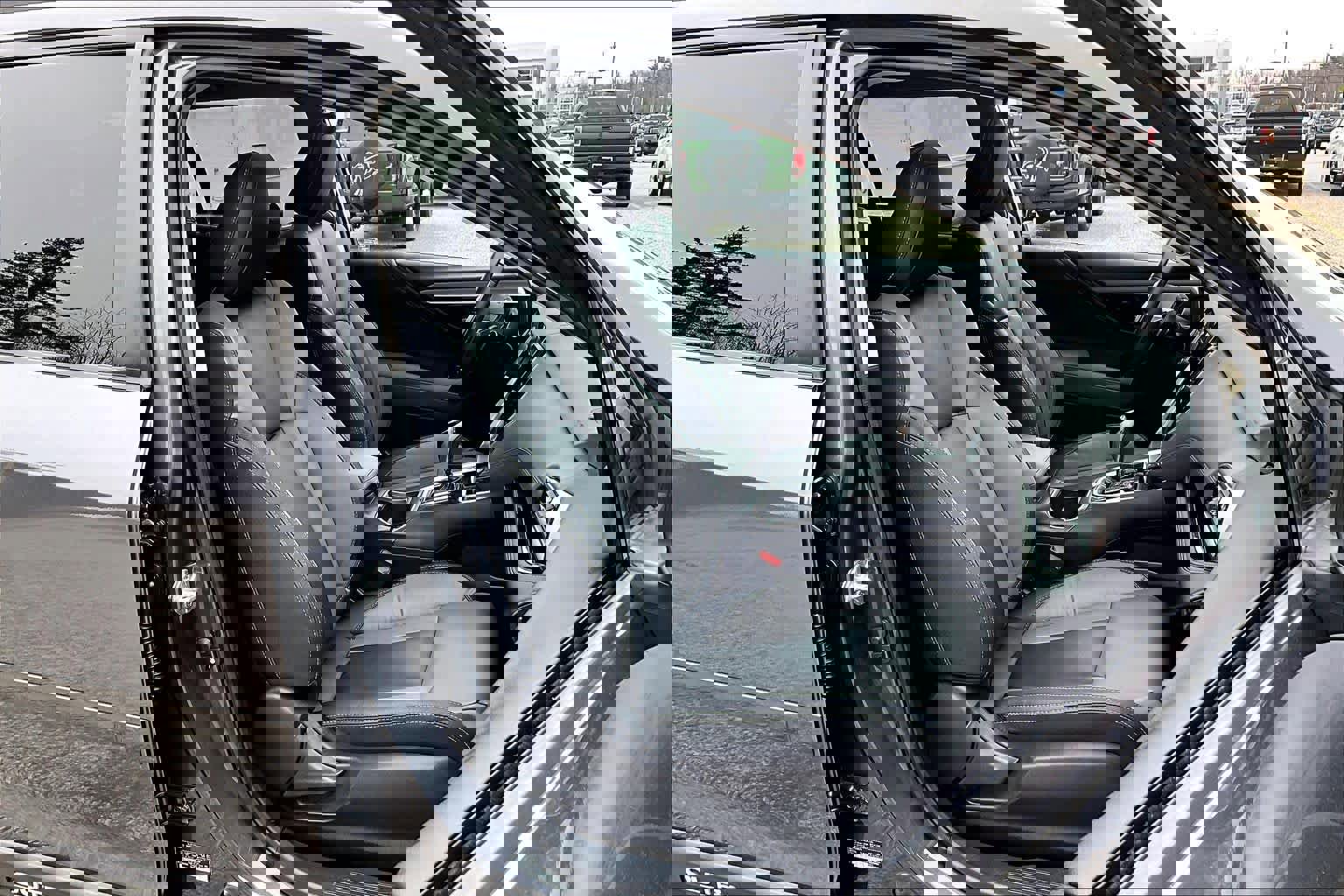 Used 2023 Subaru Outback Onyx Edition image 8