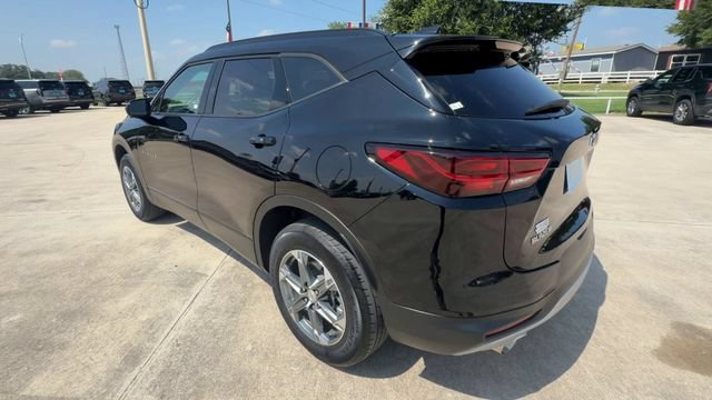 Used 2024 Chevrolet Blazer LT w/ Convenience Package FWD image 6